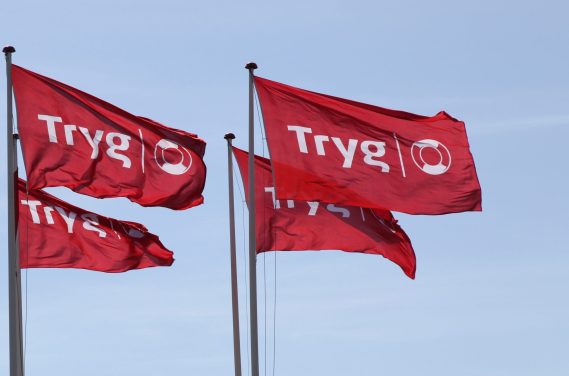Tryg_HQ_Flag